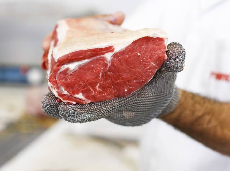 Exportações de carne bovina tem queda de 24% na receita em setembro