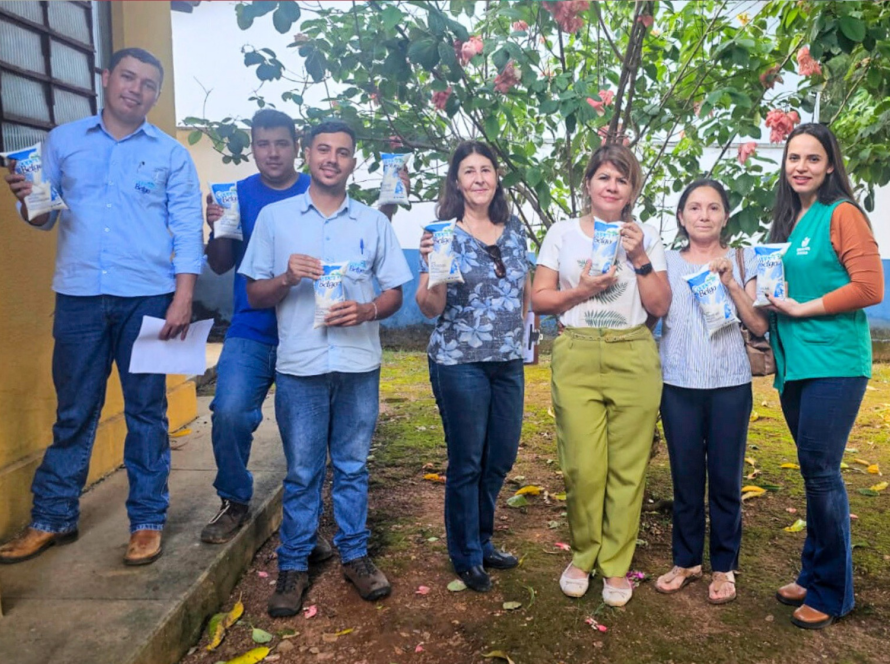 Emater Goiás realizam entregas do PAA Leite