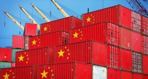 Exportações da China superam as previsões, ajudadas pela corrida global para vencer tarifas