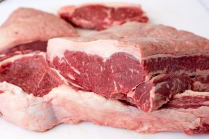 Exportações de carne bovina em abril/25 registram o segundo melhor desempenho da série histórica