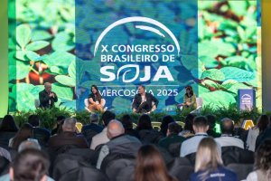 Cadeia da soja tem desafios em momento de transição da geopolítica global