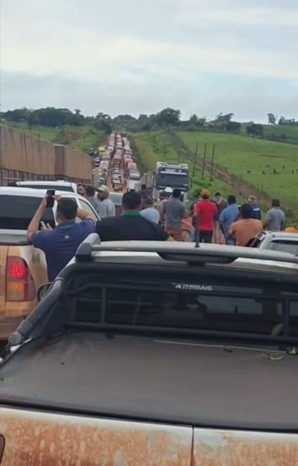 Caminhões com soja acumulam-se em Miritituba, retardando exportação da safra recorde