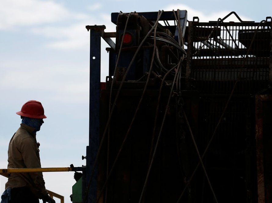 Exportações de petróleo dos EUA atingem recorde em maio com impulso de guerra no Irã