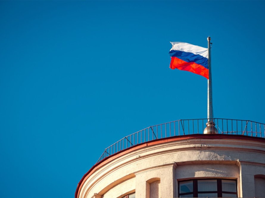 Rússia proíbe exportações de diesel para garantir oferta interna após ataques ucranianos