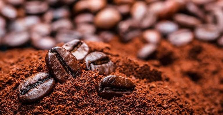 Café em NY afunda para mínimas de 7 semanas nesta 6ª (11) e parte da pressão vem das exportações do BR