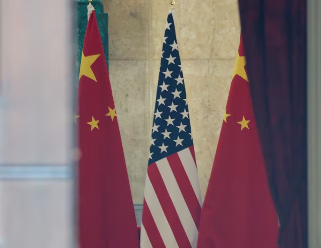 China busca controle mais rígido de exportações relacionadas à IA em meio à rivalidade com EUA